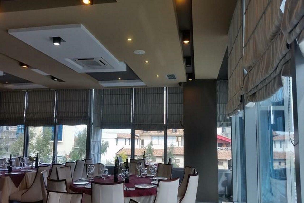 Hotel Arifi شكودر المظهر الخارجي الصورة